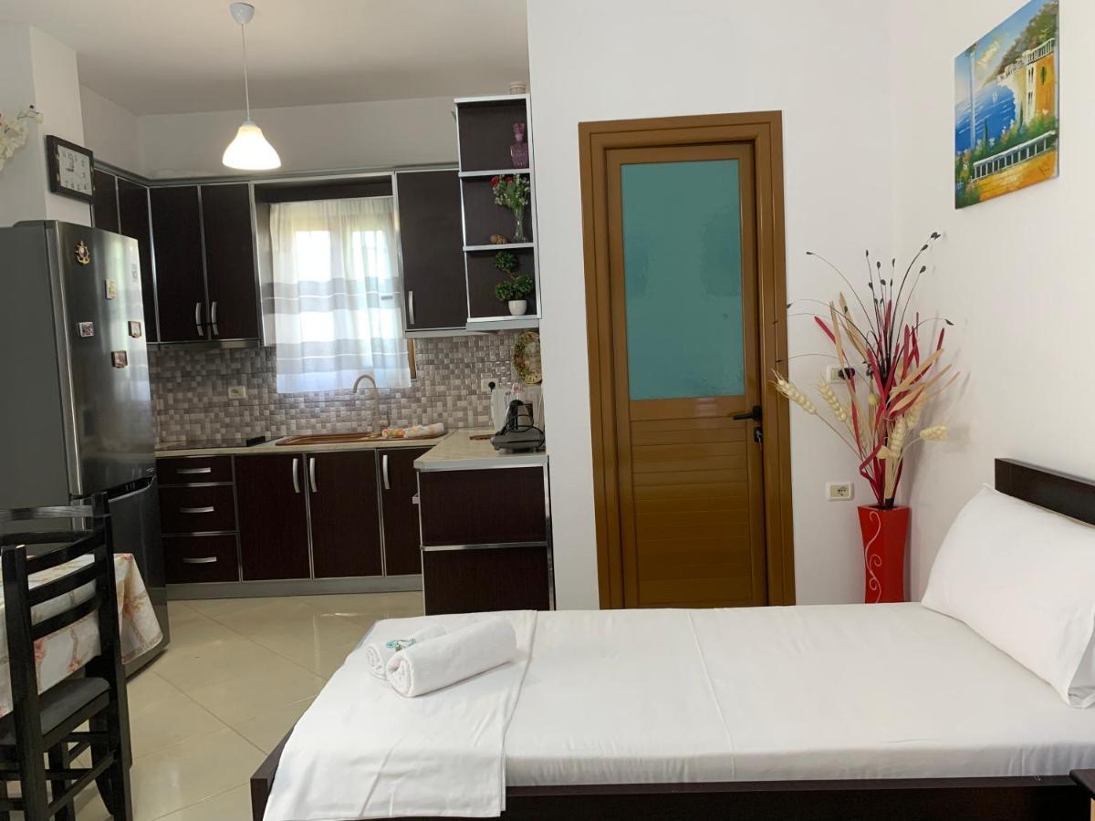 Guesthouse Jasmine Ksamil Ngoại thất bức ảnh