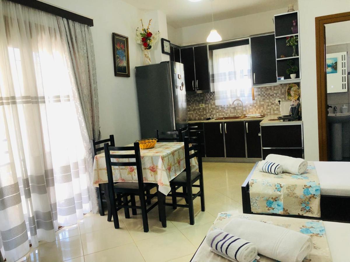 Guesthouse Jasmine Ksamil Ngoại thất bức ảnh