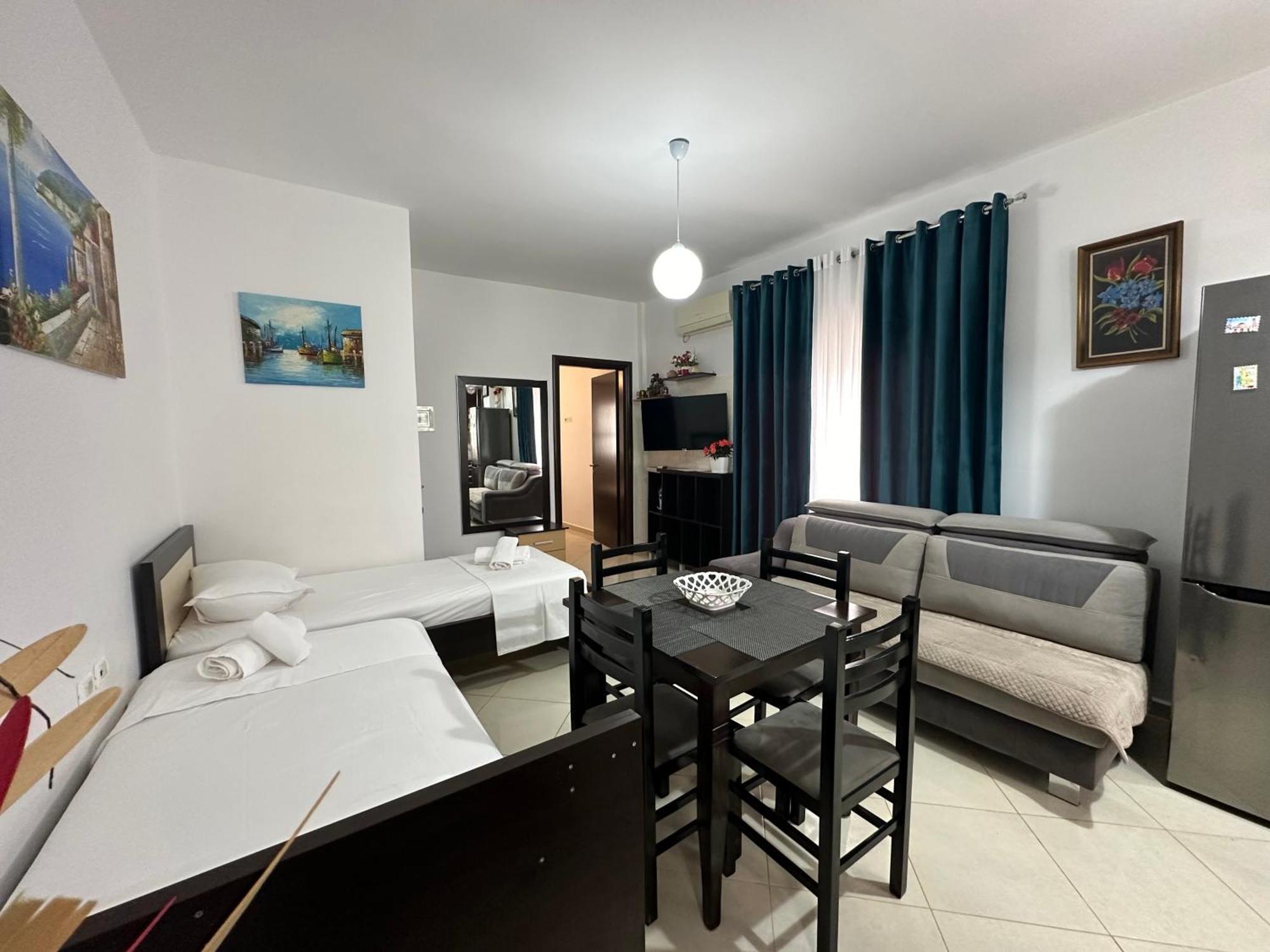 Guesthouse Jasmine Ksamil Ngoại thất bức ảnh