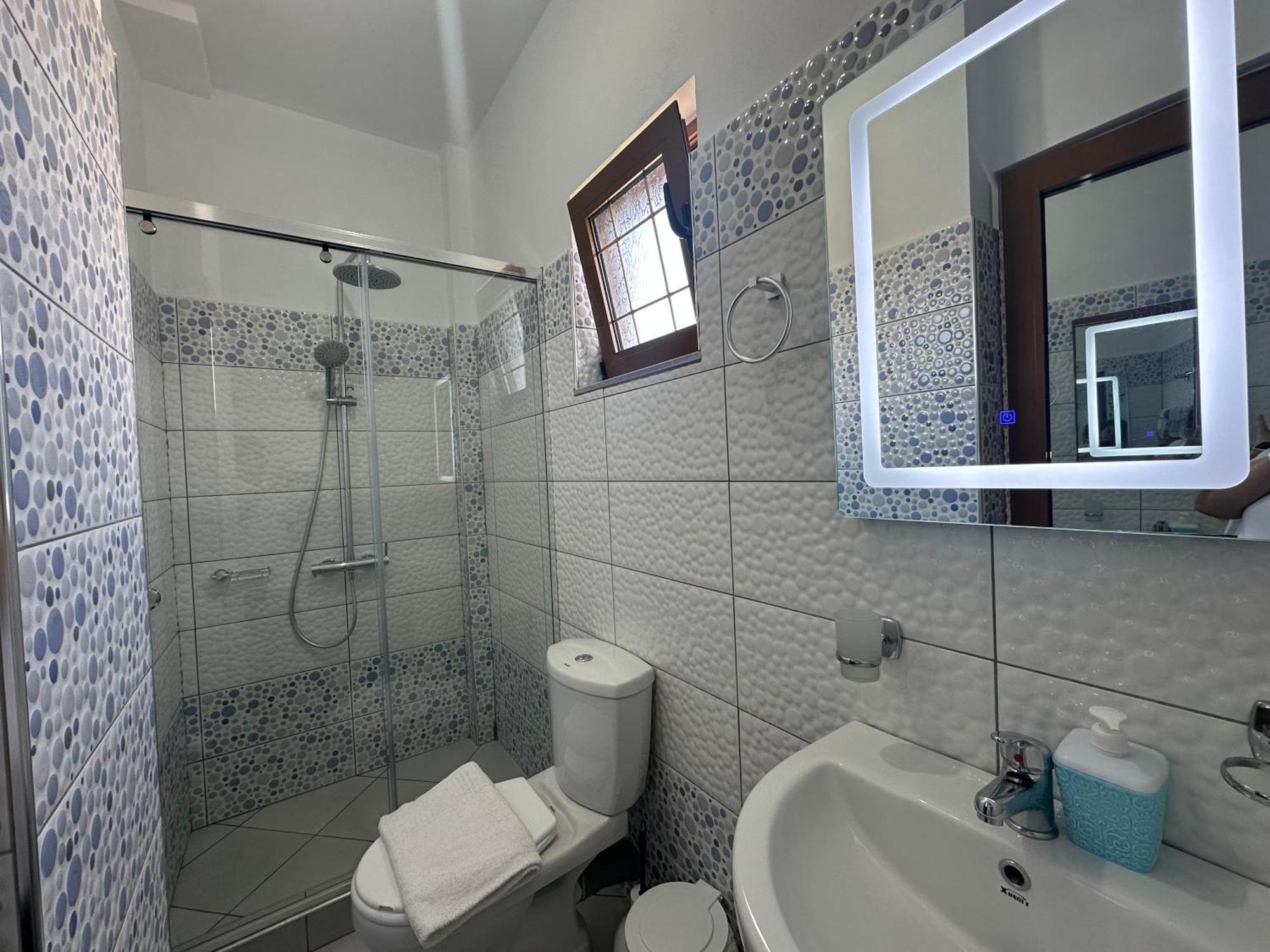 Guesthouse Jasmine Ksamil Ngoại thất bức ảnh